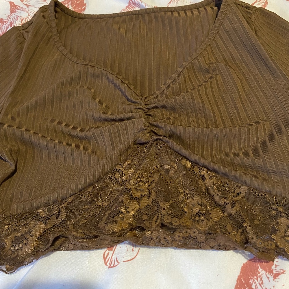 Long sleeve brown crop top
